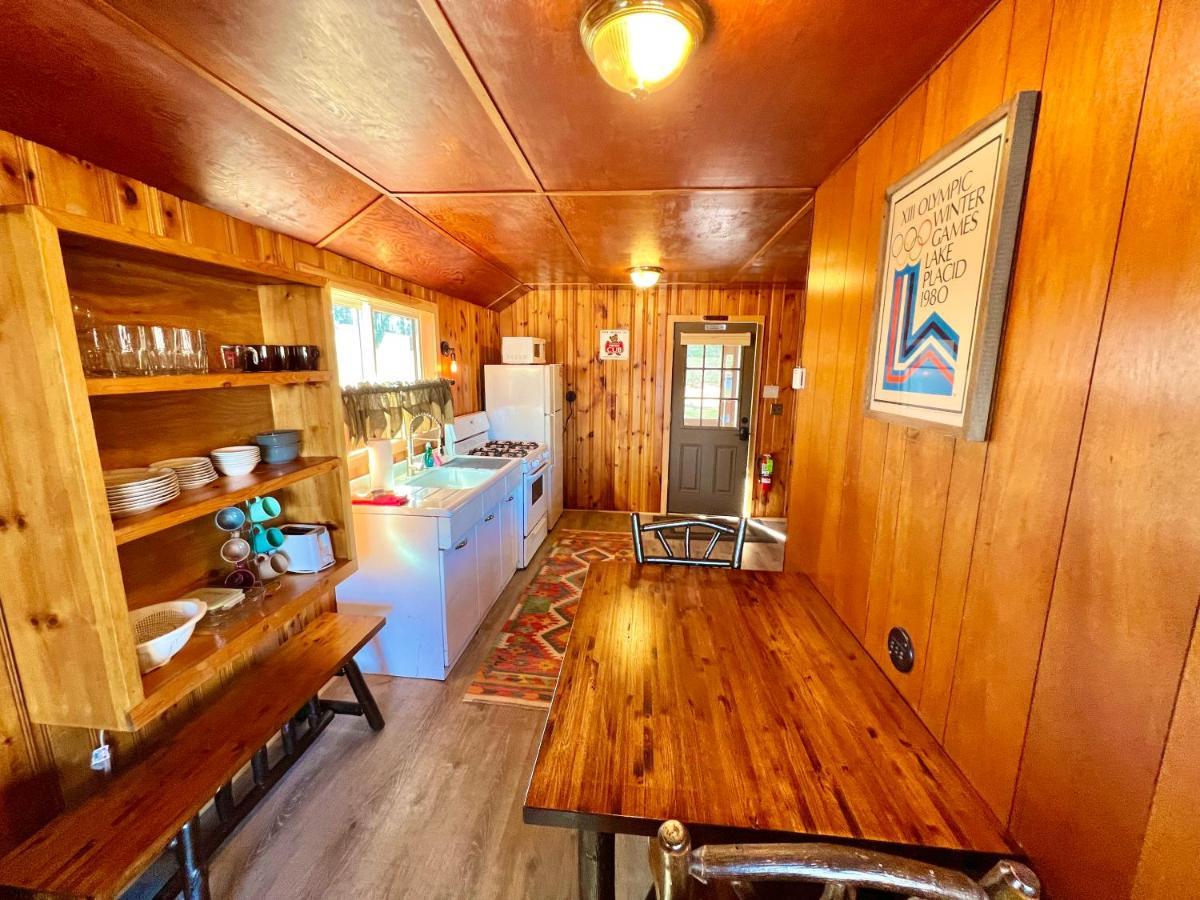 Adirondack Lake Cabins Hotel Indian Lake Esterno foto